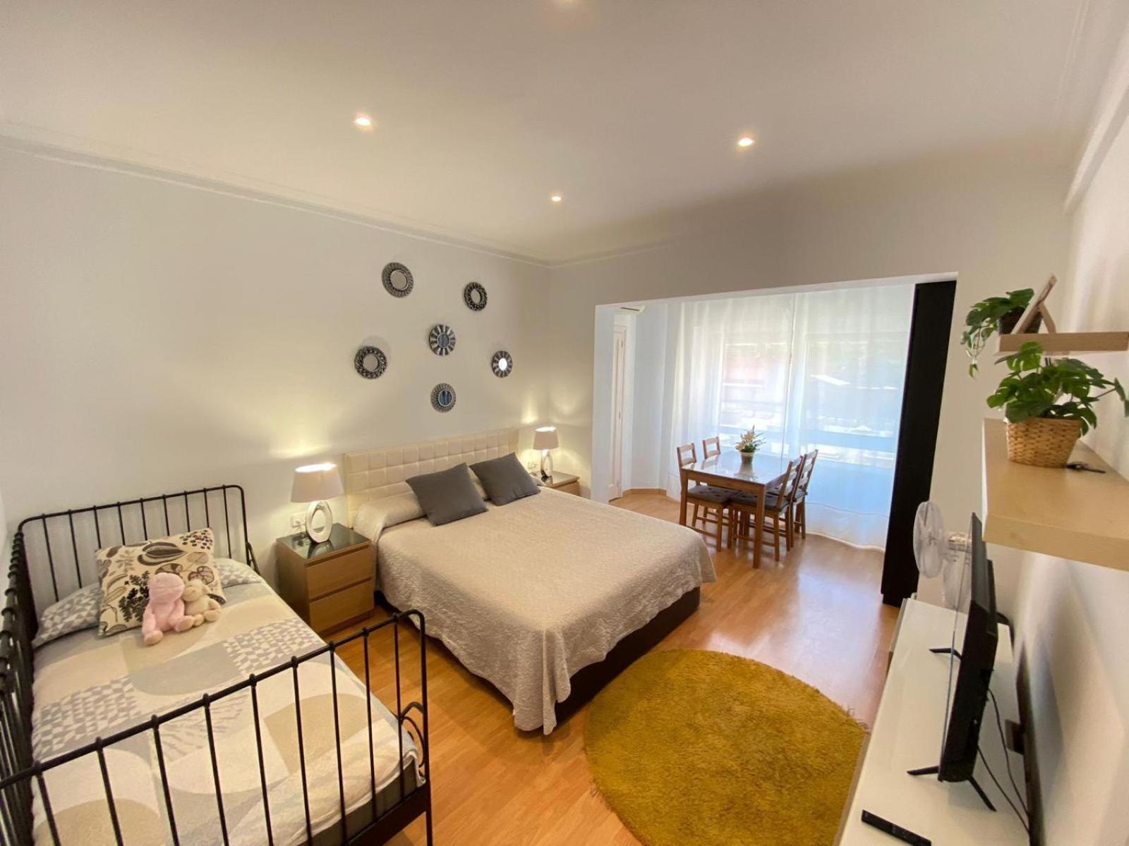 Rooms Mar169 Барселона Екстер'єр фото